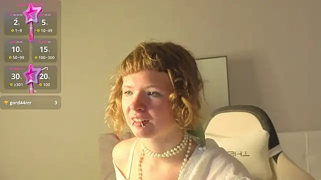 VioletDesiree webcam