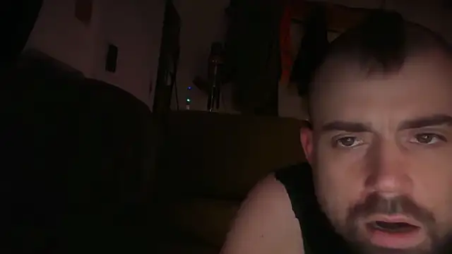 Fr4nk1eFFuxxx webcam