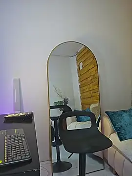 sam_vitali live cam preview