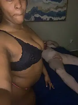 CouplesTherapy97 webcam