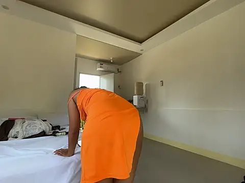 Juliet_official_pro webcam