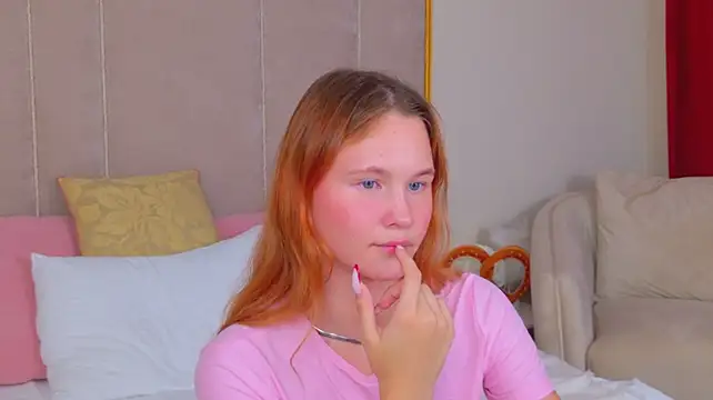 AmeliRoyse webcam