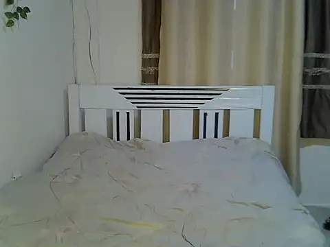 Nightdiva33 webcam