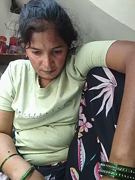 Mohni_love webcam