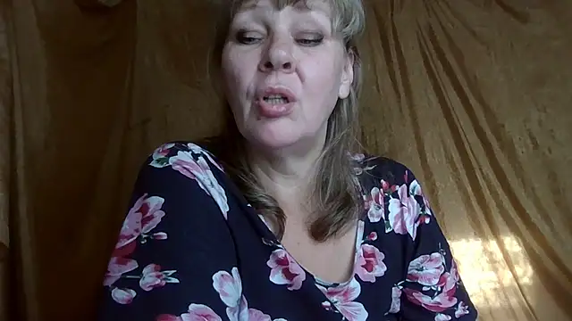 karina_ren_ webcam