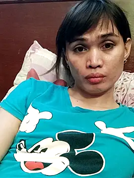 QueenSoreal webcam