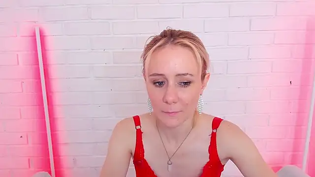 NikaBond live sex cam
