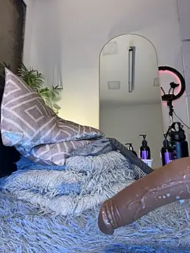 Isa__Blanc webcam