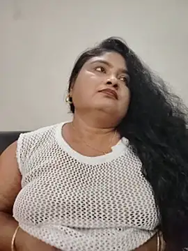 hornyriyanka webcam