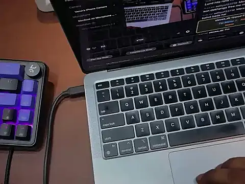 sexy_delhi_boy webcam