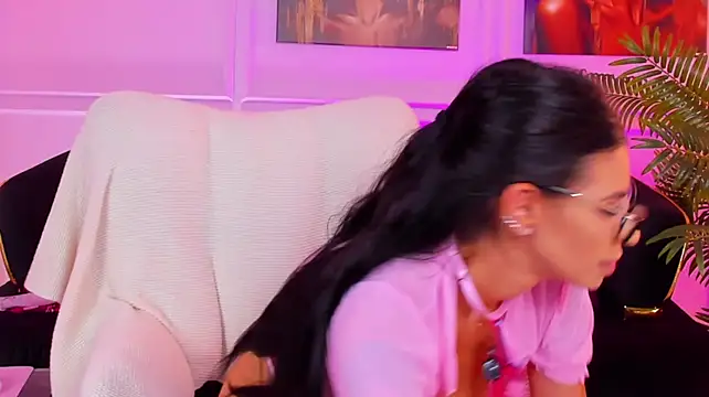 AhhMia