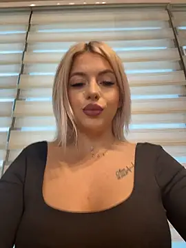 IveySin webcam