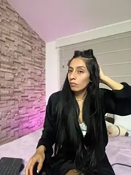 Lucyjoi webcam