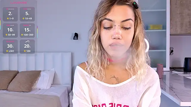 Mia_Syvelle