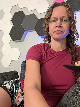 AnnikaRose live cam