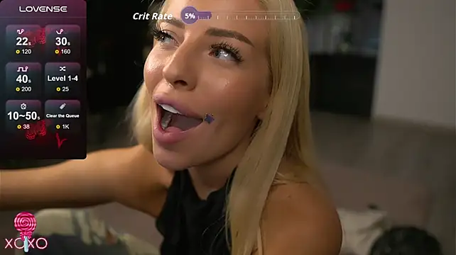 SerenaNoir webcam