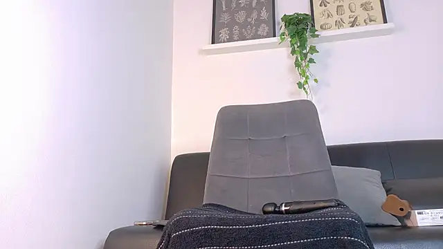 Meganlove__ webcam