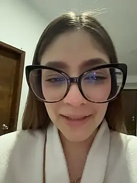 ZaraCarterX webcam