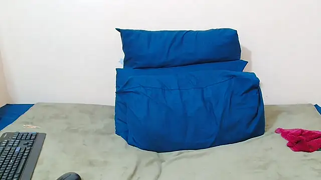 ElthaQueen webcam