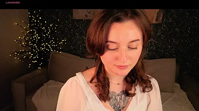Delora_Romano webcam
