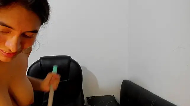 emilysex_118 webcam