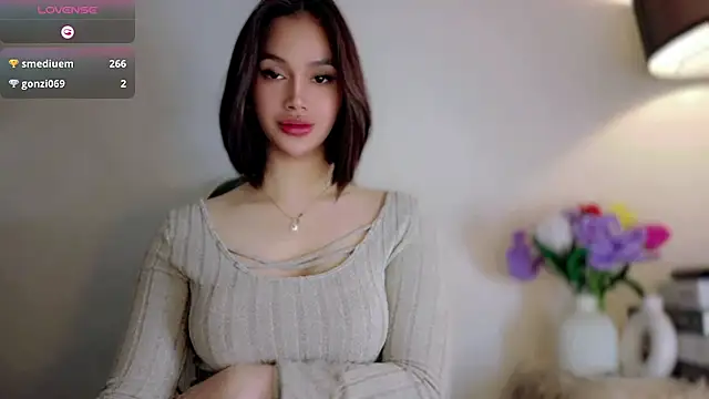 Anna_HollyDoll