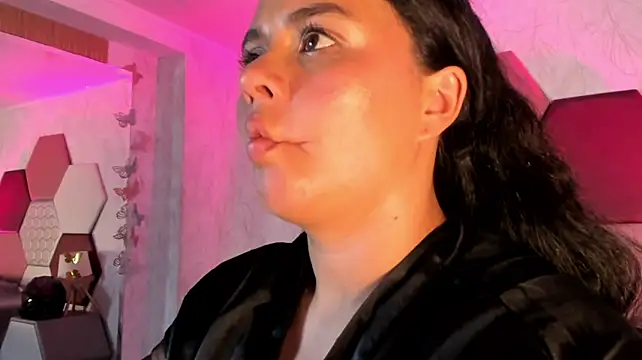 ArielleWilde webcam