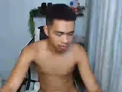 curlyasian_njxx webcam
