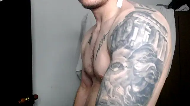 Kenner_fox77 live cam on StripChat