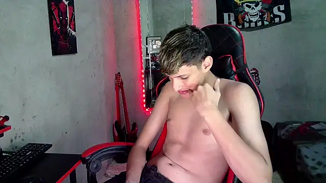 flaquito_junior live cam preview