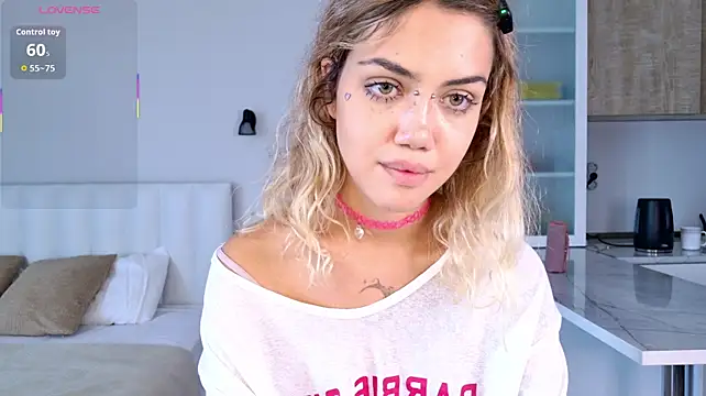 Mia_Syvelle