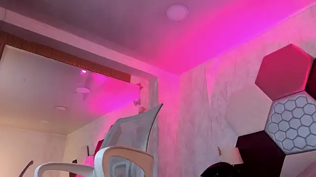 ArielleWilde webcam