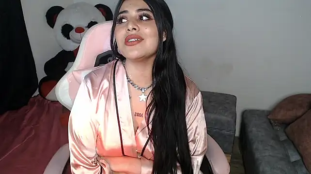sophiadaza666 live cam on StripChat