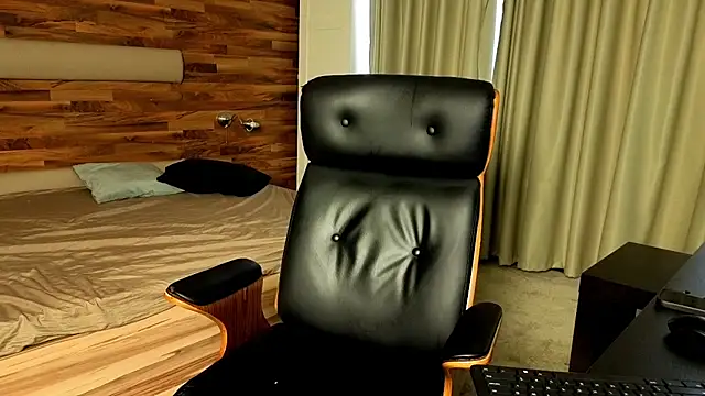 IvanHydee live cam preview