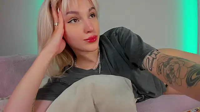 LisaFoxyMe