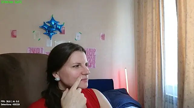 Mirabelle_Velvet