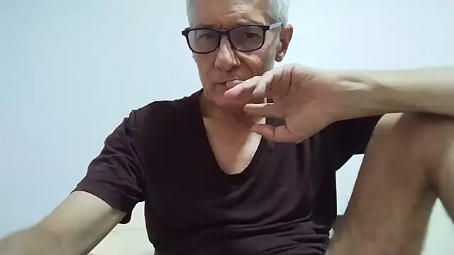 BIGUNCUTHARDCOCK webcam