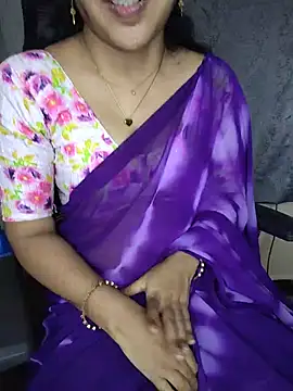 Cute-Smiely-Queen-Telugu webcam
