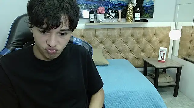 StiwenTwink live cam on StripChat