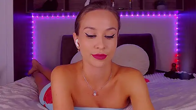 ArielEvans webcam