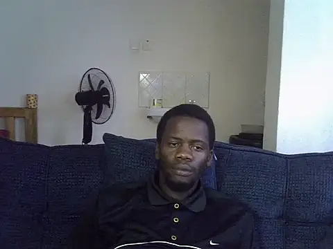 Thee_Biggest webcam