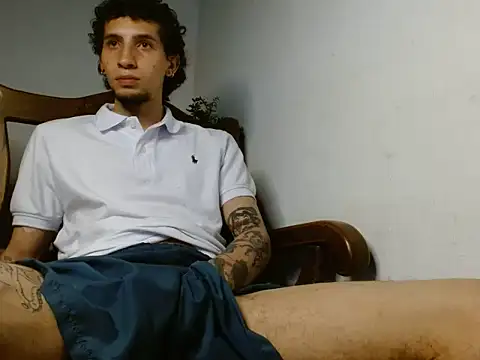 baby_hot2104 webcam