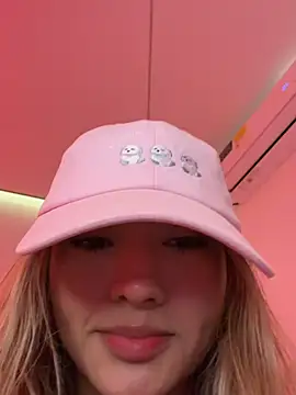 Ariannaa_1 webcam