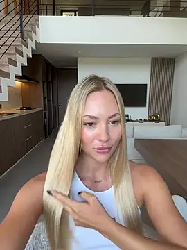 LiaLemo webcam