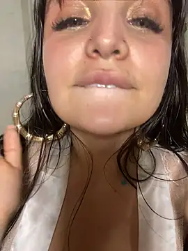 NatashaDoll webcam
