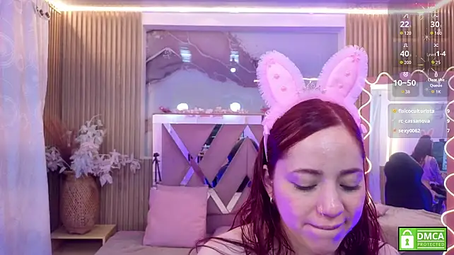 ANNE_TAY1 webcam