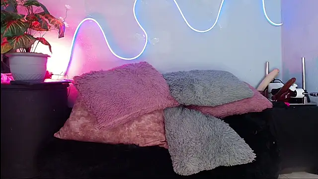 giordanapinoo (F young) - big squirt