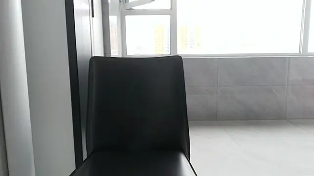 nole_china7 (Ask my age) - talk / fun / cum