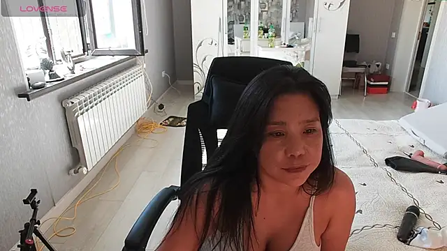 MissValday webcam