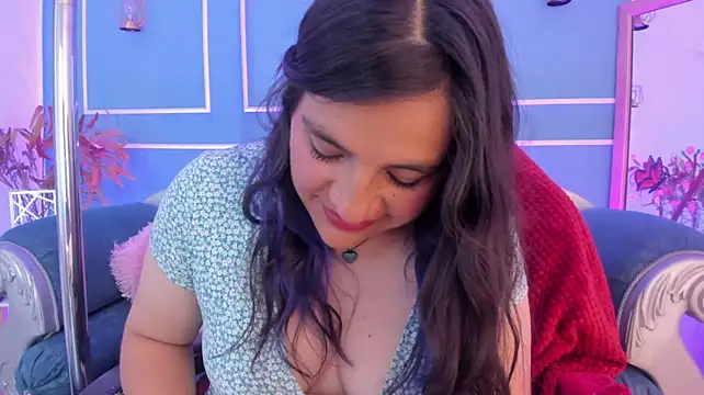 TaraTaylorr live cam on StripChat